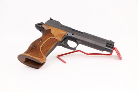 210 W/4 Mags And Case